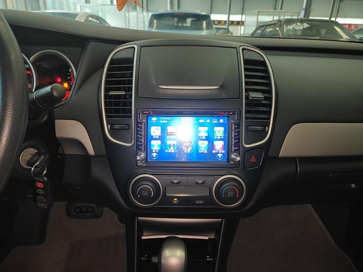 Sylphy 2016 Classic 1.6XE AT Leading photo 8
