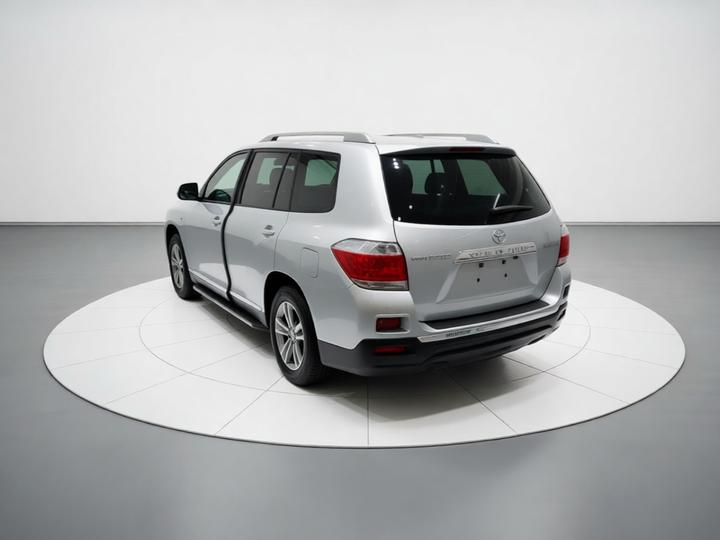Highlander 2012 2.7L RWD 7-Seater Elite photo 4