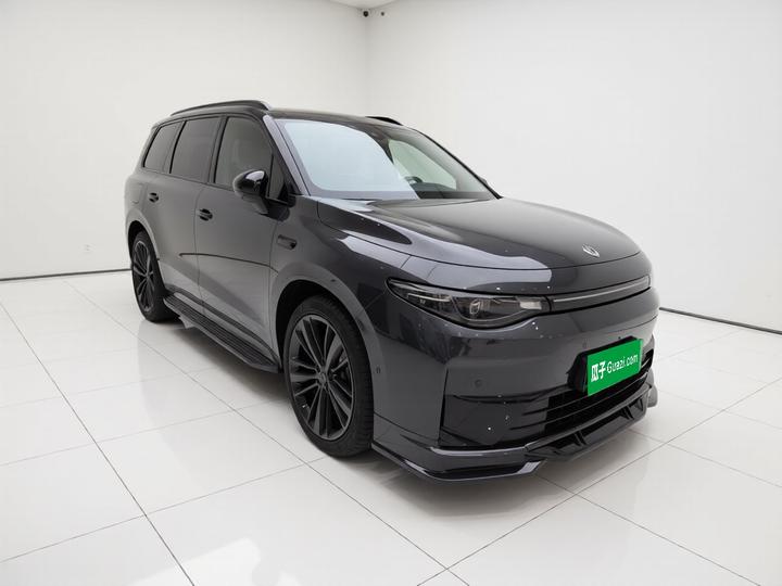 Leapmotor C16 2024 EV 520 Exclusive photo 3