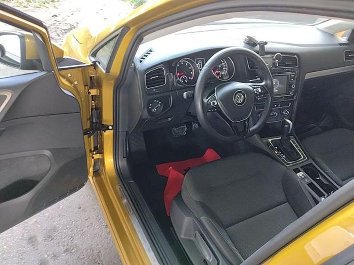 Golf 2018 230TSI AT Comfort photo 4