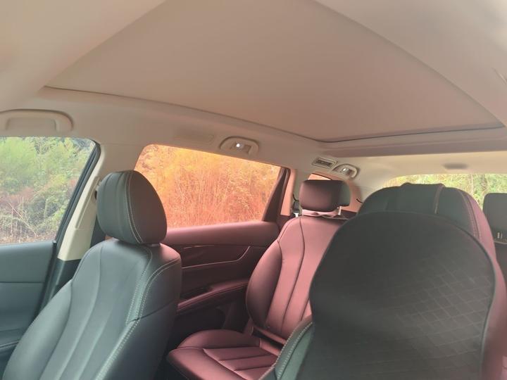Song MAX 2018 1.5T AT Connected Elite 6-Seater photo 8