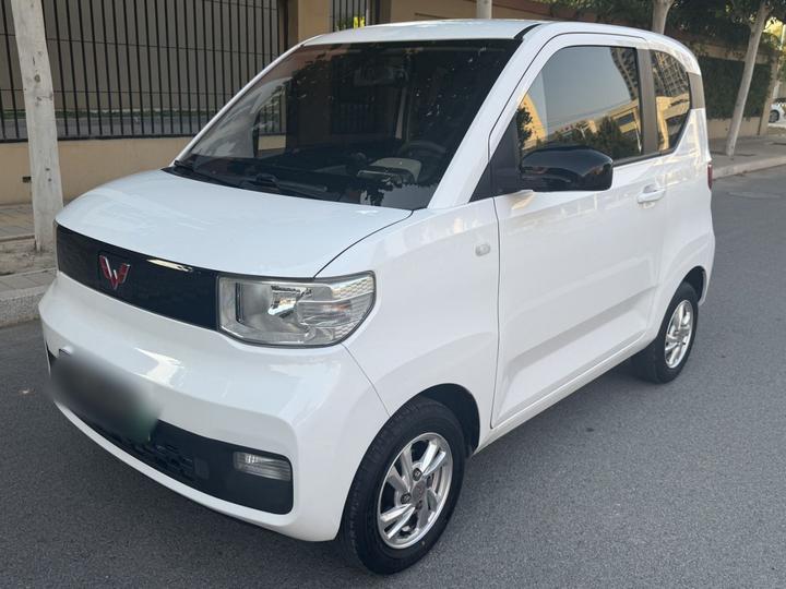 Hongguang MINIEV 2020 NCM