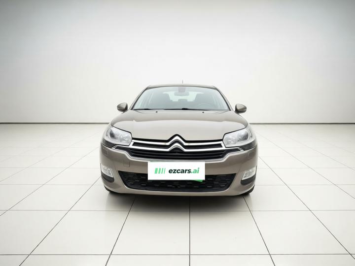 C5 2014 2.0L AT Exclusive photo 2