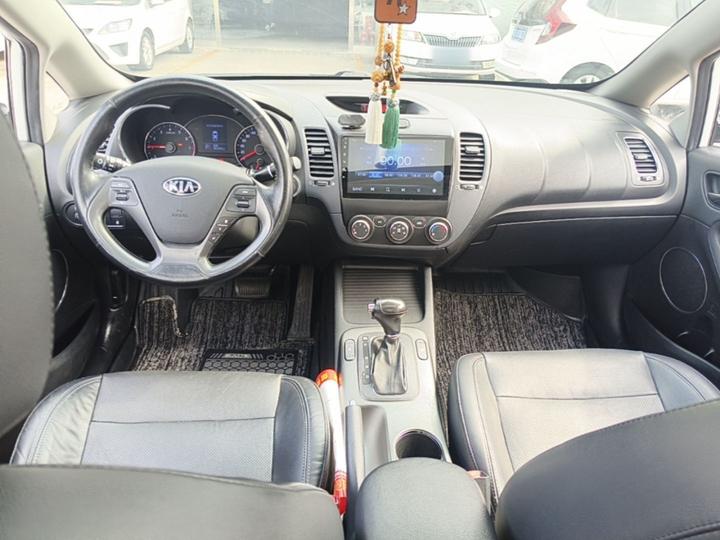 K3 2015 1.6L AT GLS photo 5