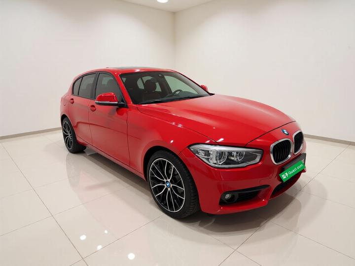 1 Series Imported 2016 120i Leading photo 3