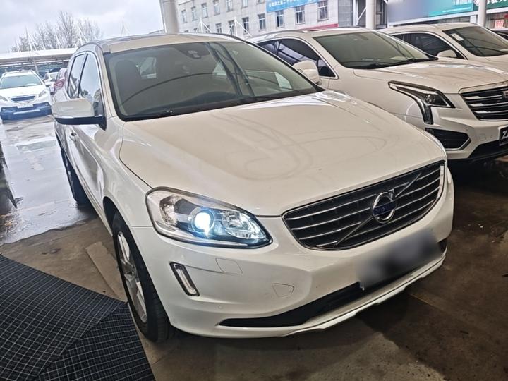 XC60 2017 T5 photo 3