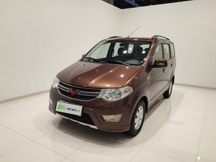 Wuling Hongguang 2014 1.5L S Standard