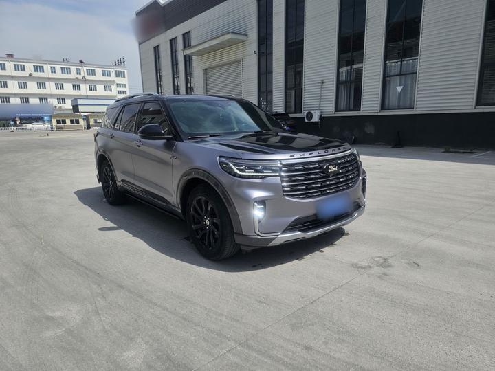 Explorer 2023 EcoBoost 285 AWD plus 7-Seater photo 3
