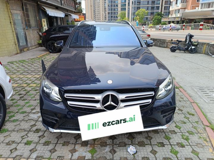 GLC 2017 GLC 260 4MATIC Luxury photo 2