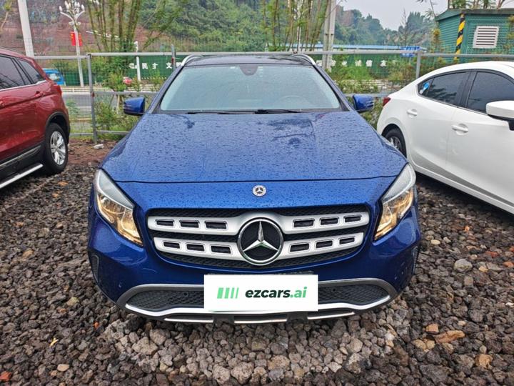 GLA 2017 GLA 200 Dynamic photo 2