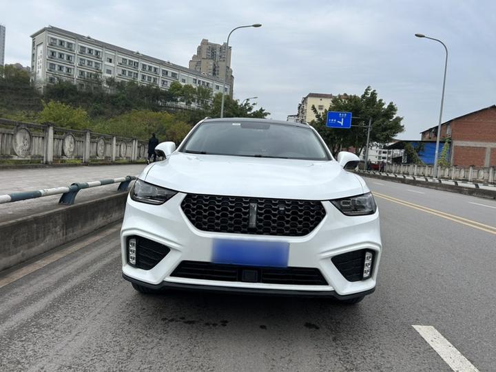 VV5 2020 1.5T RWD photo 4
