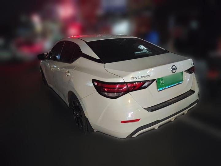 Sylphy 2022 1.6L XL CVT Smart photo 4