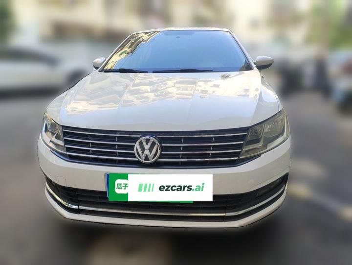Lavida 2017 1.6L AT photo 2