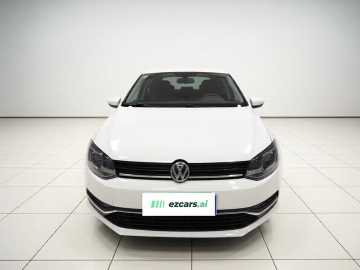 Polo 2014 1.6L AT Comfort photo 2