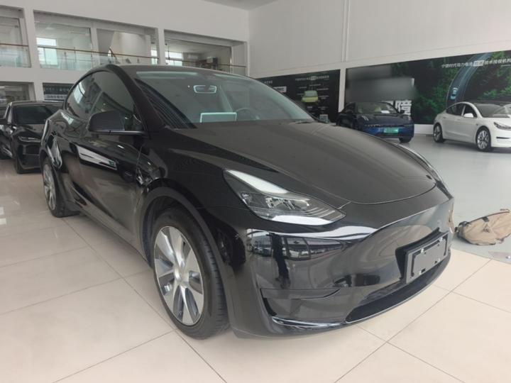 Model Y 2022 RWD photo 3