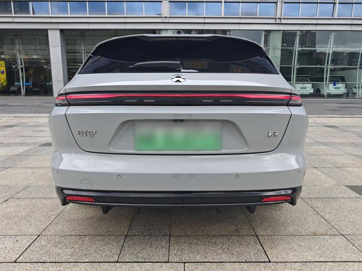 ET5T 2025 75kWh Touring photo 3