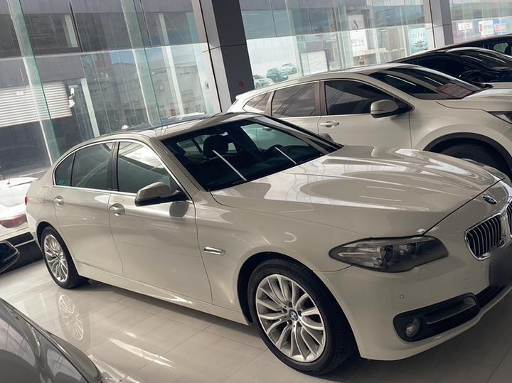 5 Series 2014 528Li Leading photo 2