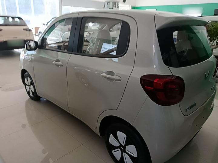 Hongguang MINIEV 2025 4th Gen 4-Door Advanced photo 4