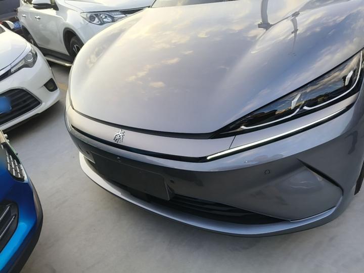 Qin L 2025 EV 545KM Excellence photo 2