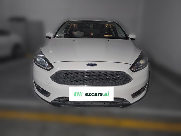 Focus 2015 Hatchback 1.6L AT photo 2