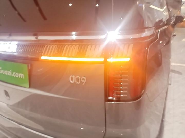 009 2024 7-Seater 108kWh photo 7