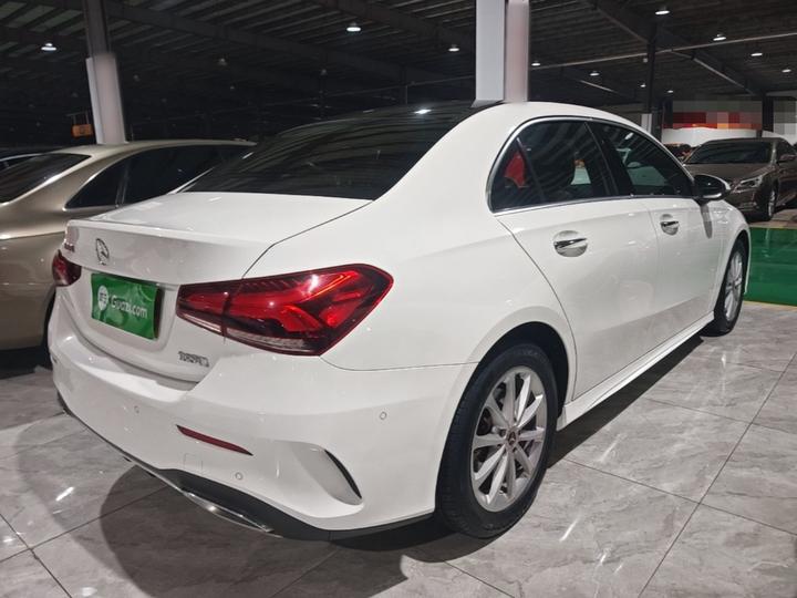 A-Class 2020 A 200 L Sport photo 4