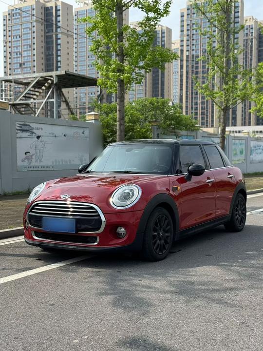 2016 1.5T COOPER 5-Door