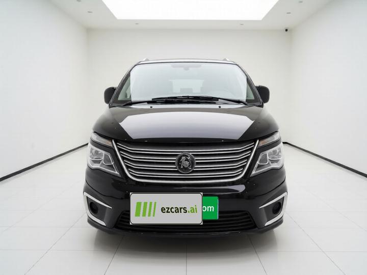 Lingzhi 2020 M5L 1.6L Luxury 7-Seater photo 2