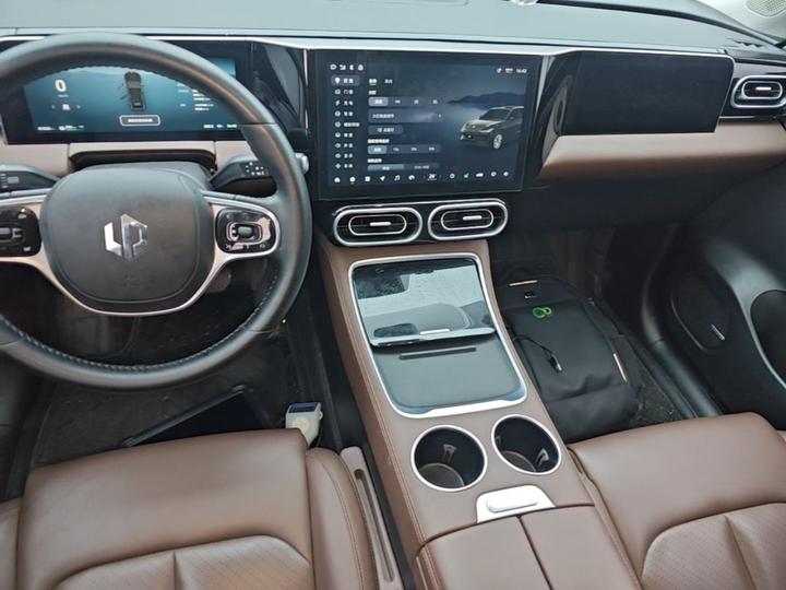 Leapmotor C11 2023 EV 500 Comfort photo 8