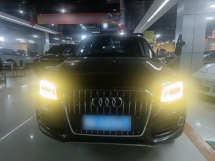 Q5 2013 40 TFSI Tech photo 2