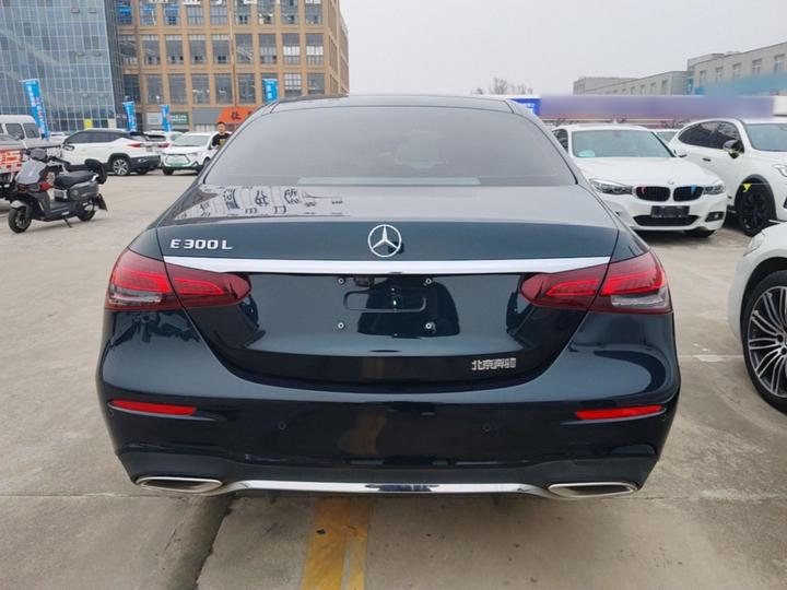 E-Class 2023 Facelift E 300 L Sport Luxury photo 5