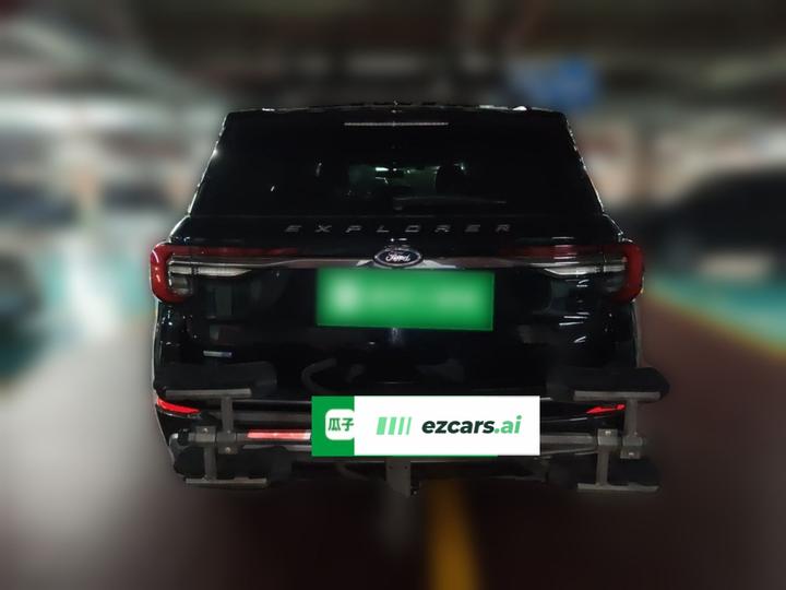 Explorer 2023 EcoBoost 285 AWD Titanium 7-Seater photo 5