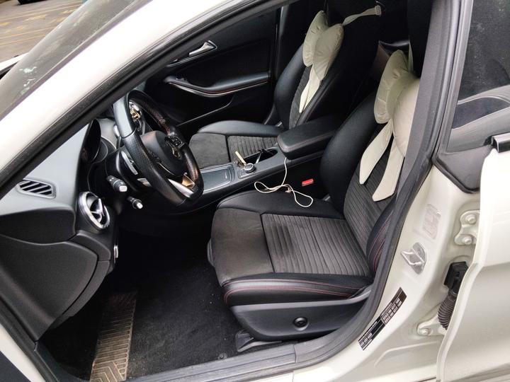CLA 2017 CLA 220 4MATIC photo 7