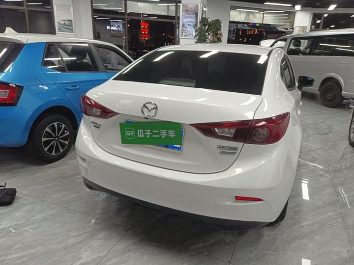 3 Axela 2014 Sedan 1.5L AT Luxury photo 5