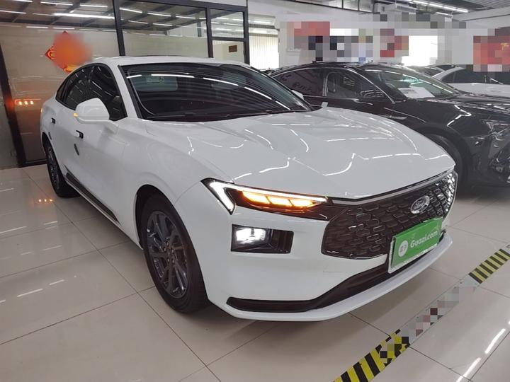 Mondeo 2025 2.0T EcoBoost Luxury photo 3