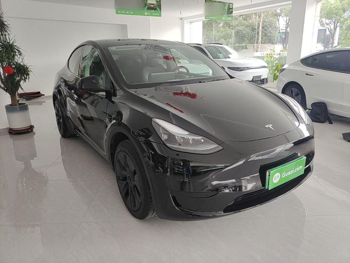 Model Y 2023 RWD photo 3