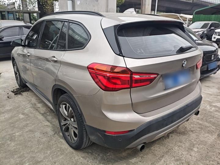 X1 2018 xDrive20Li Exclusive photo 4