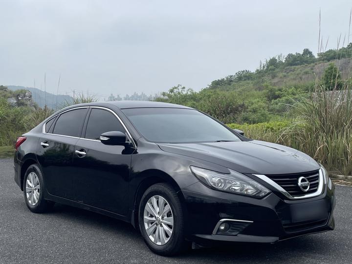 Teana 2016 Facelift 2.0L XL Comfort photo 3