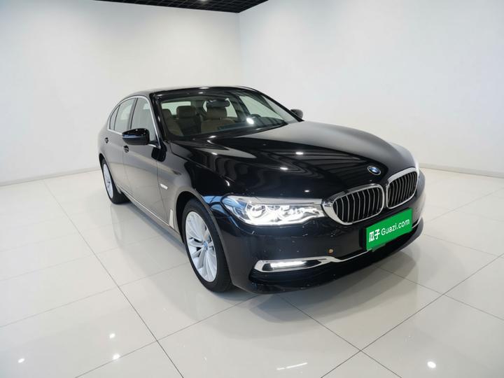 5 Series EV 2019 530Le photo 3