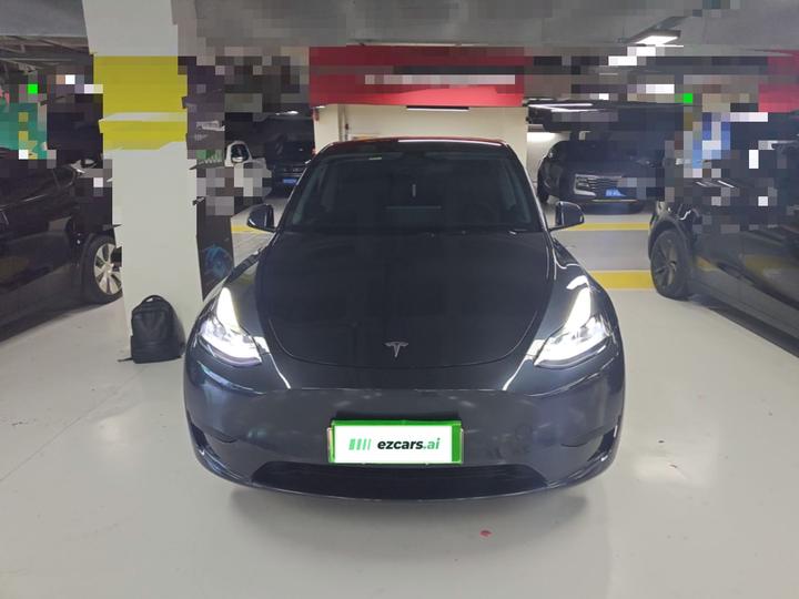 Model Y 2024 RWD photo 2