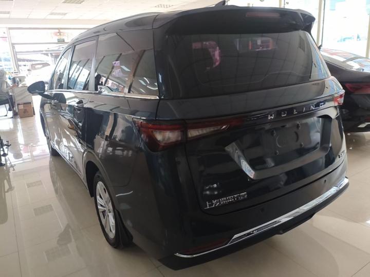 Wuling 2022 1.5L MT Comfort photo 4