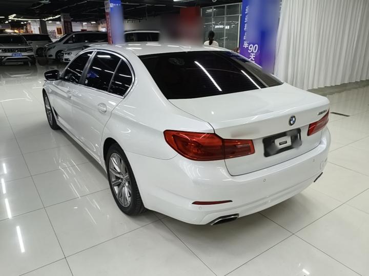 5 Series 2018 528Li Special photo 4