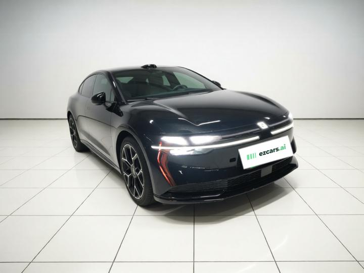 007 2024 RWD ADAS 75kWh photo 3