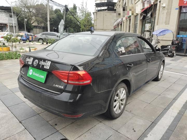 Lavida 2015 1.6L AT Comfort photo 4
