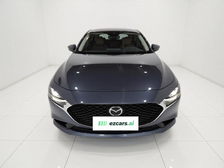 3 Axela 2022 2.0L AT photo 2