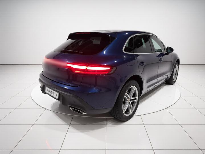 2024 Macan 2.0T photo 6