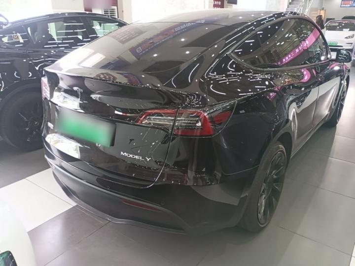 Model Y 2021 Long Range AWD 3D7 photo 4