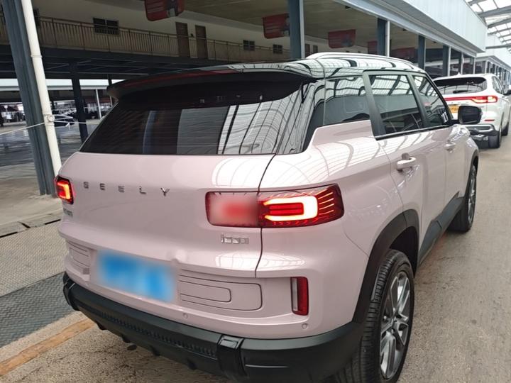 Geely icon 2026 1.5TD photo 4