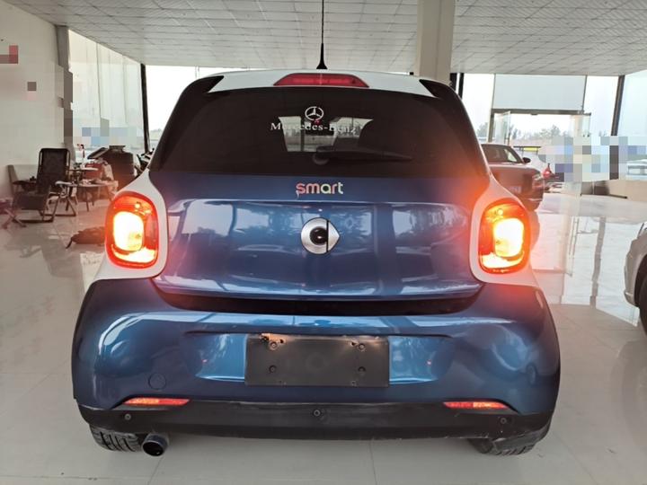 forfour 2016 1.0L 52 photo 3