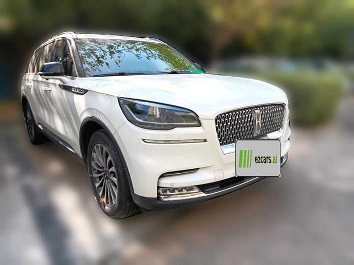 Aviator Imported 2020 3.0T V6 photo 3